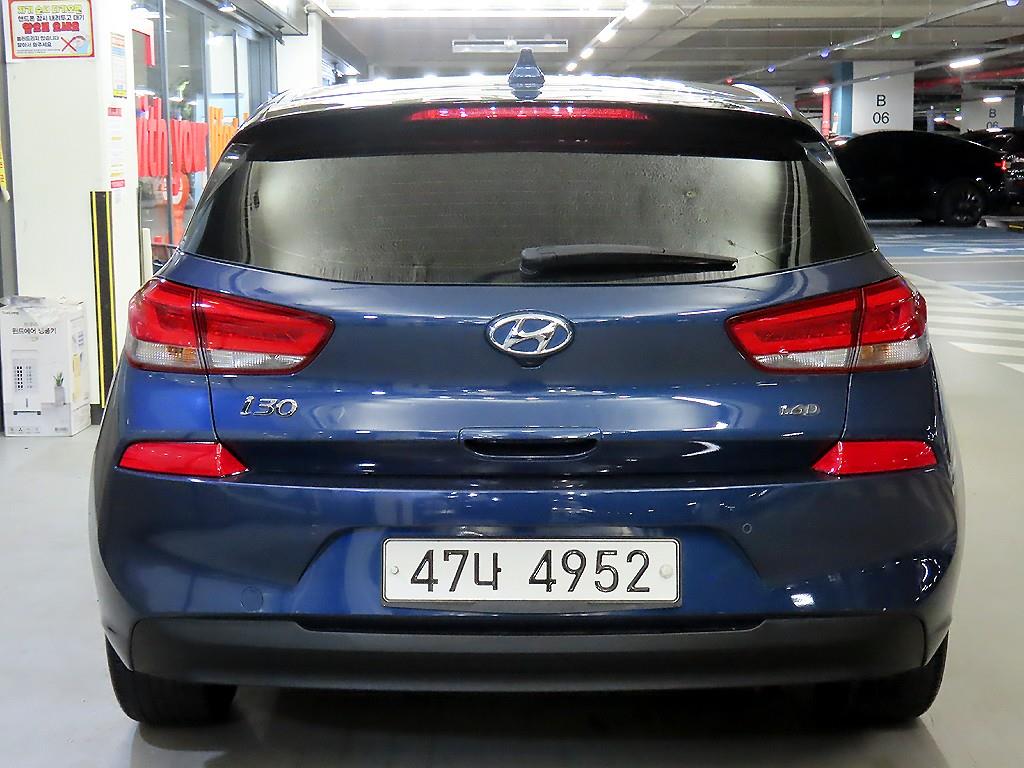 HYUNDAI i30 - Vista 5