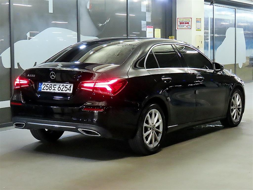 Mercedes Benz A Class - Vista 4