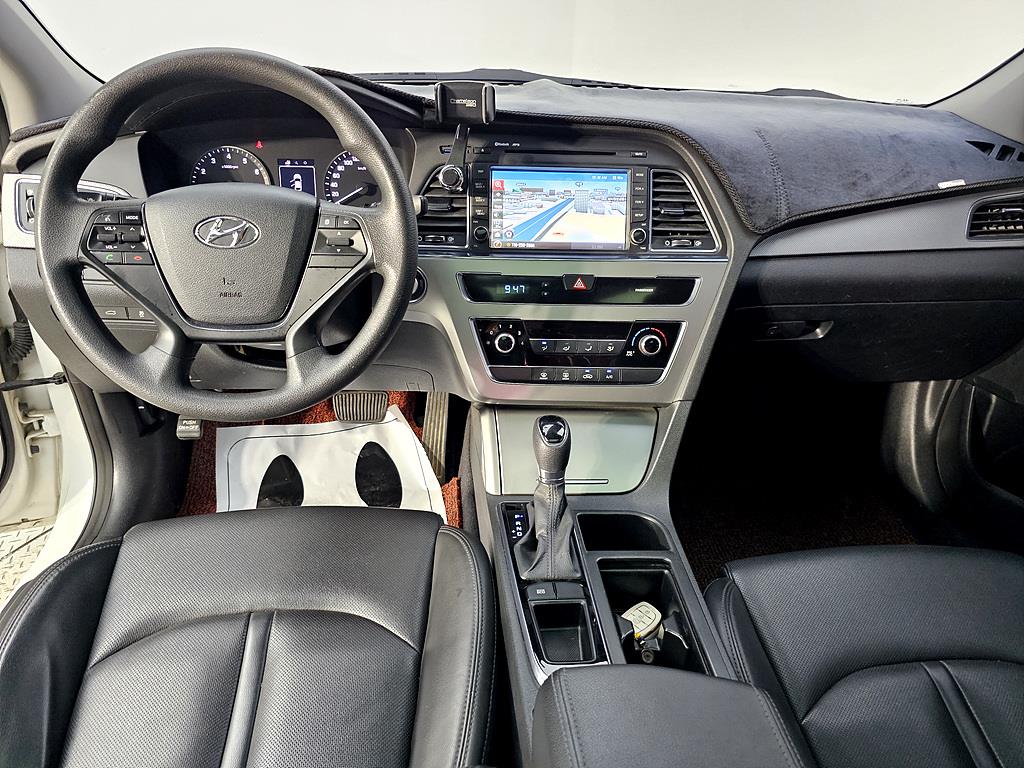 HYUNDAI Sonata - Vista 5