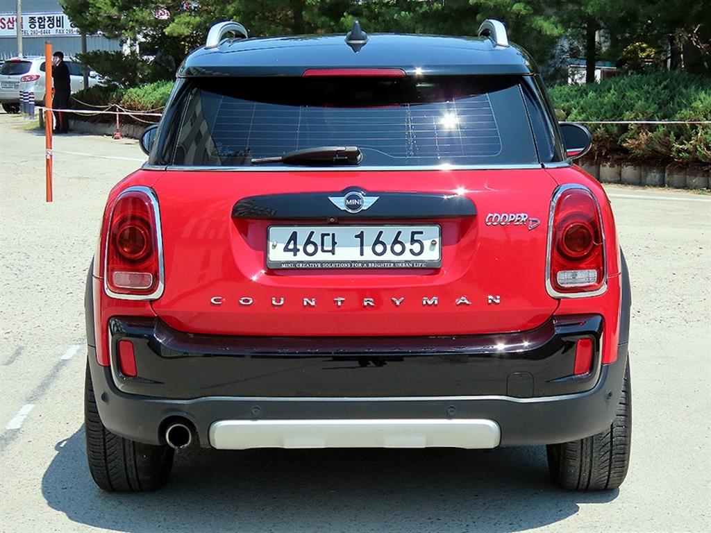 Mini Countryman - Vista 4