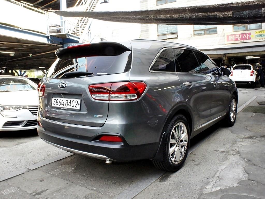 KIA Sorento - Vista 4