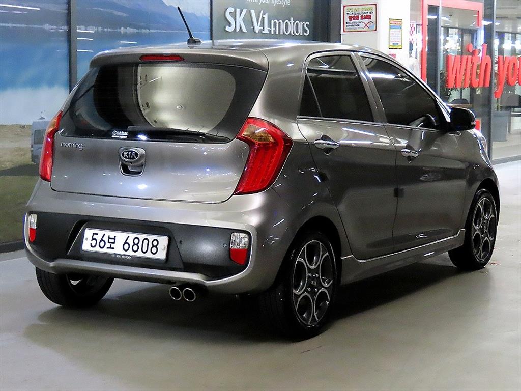 KIA Morning - Vista 4