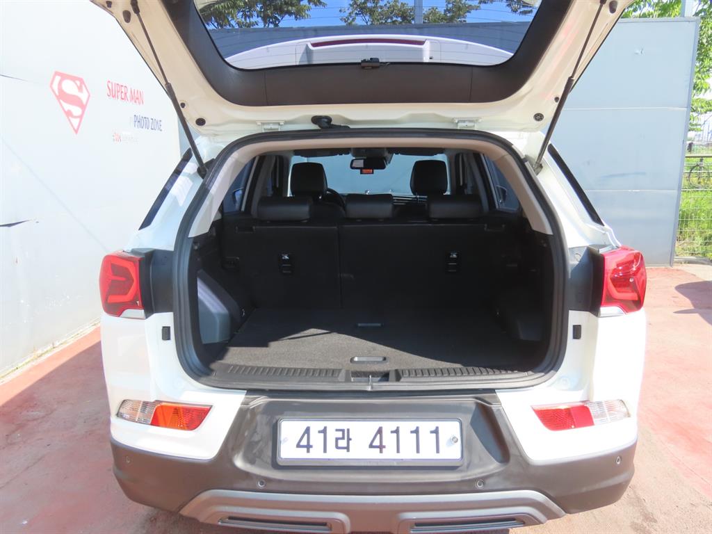 Ssangyong Korando - Vista 5