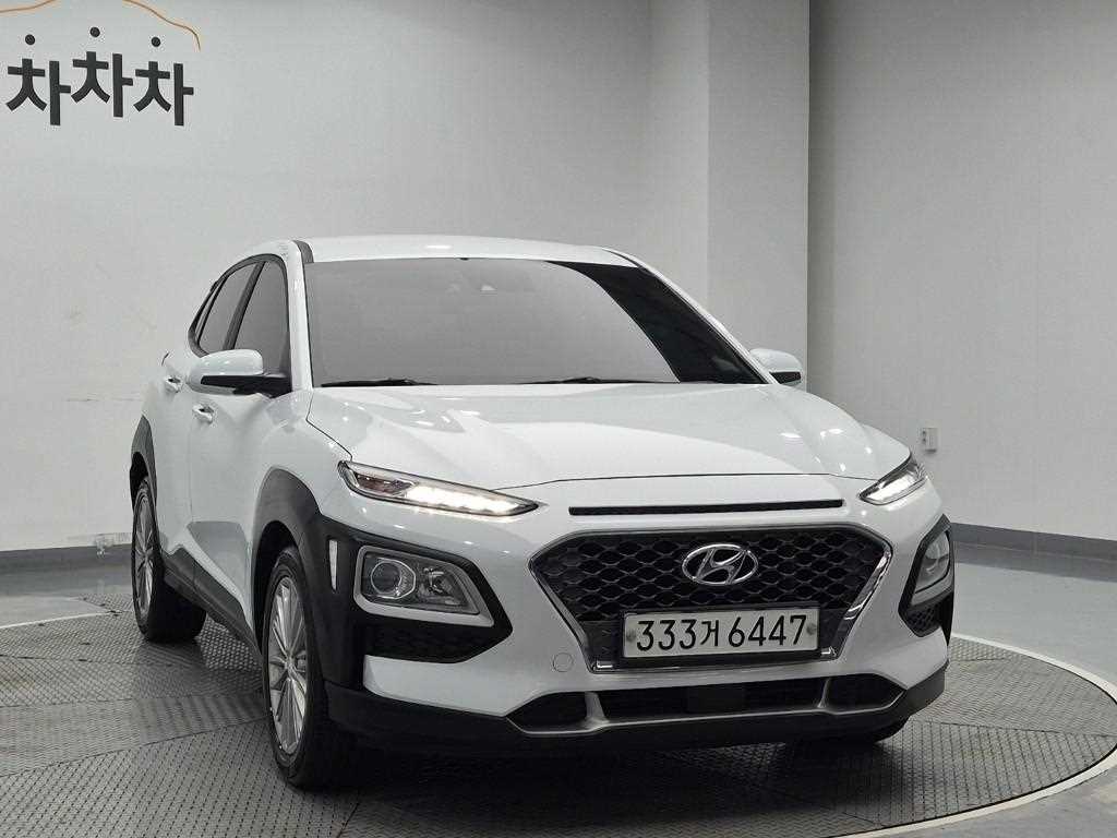 HYUNDAI Kona - Vista 4