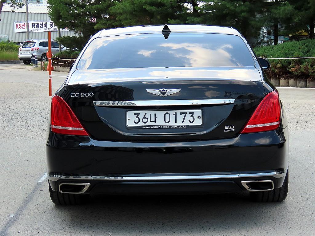 Genesis EQ900 - Vista 4