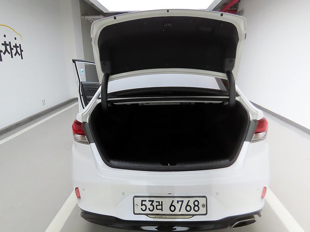 HYUNDAI Sonata - Vista 5