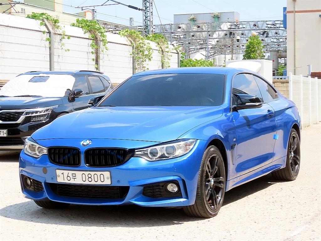 BMW 4시리즈 420d xDRIVE 쿠페 M 스포츠 사진 2/20