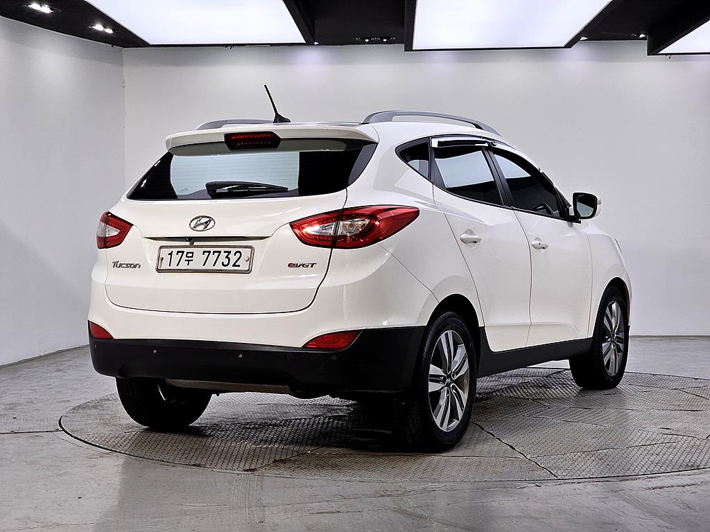 HYUNDAI Tucson - Vista 4