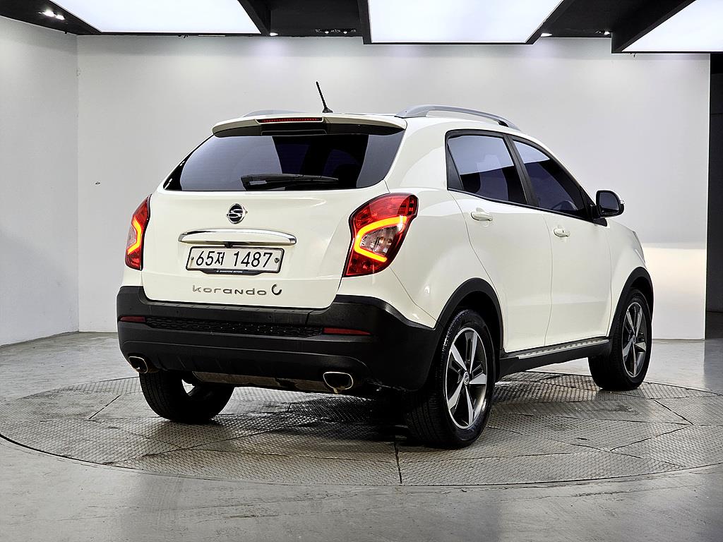 Ssangyong Korando - Vista 4