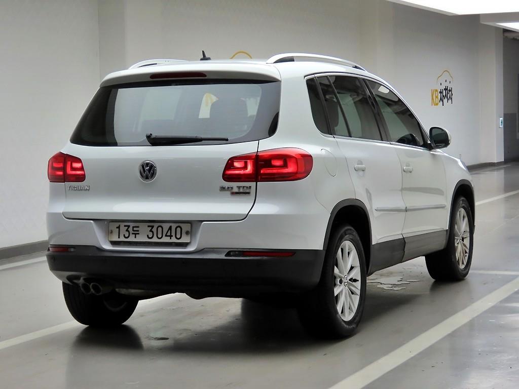 Volkswagen Tiguan - Vista 4