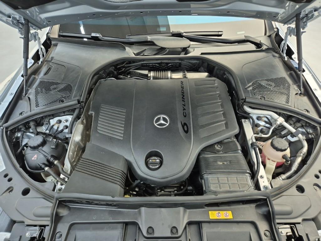 Mercedes Benz S Class - Vista 5