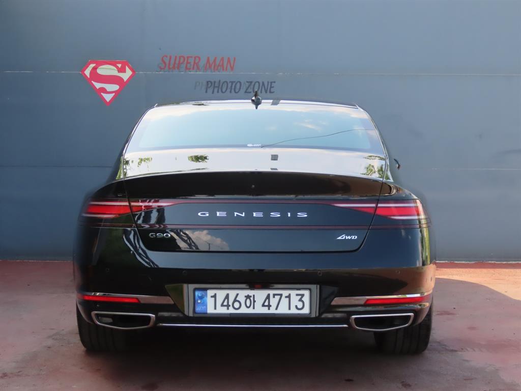 Genesis G90 - Vista 4