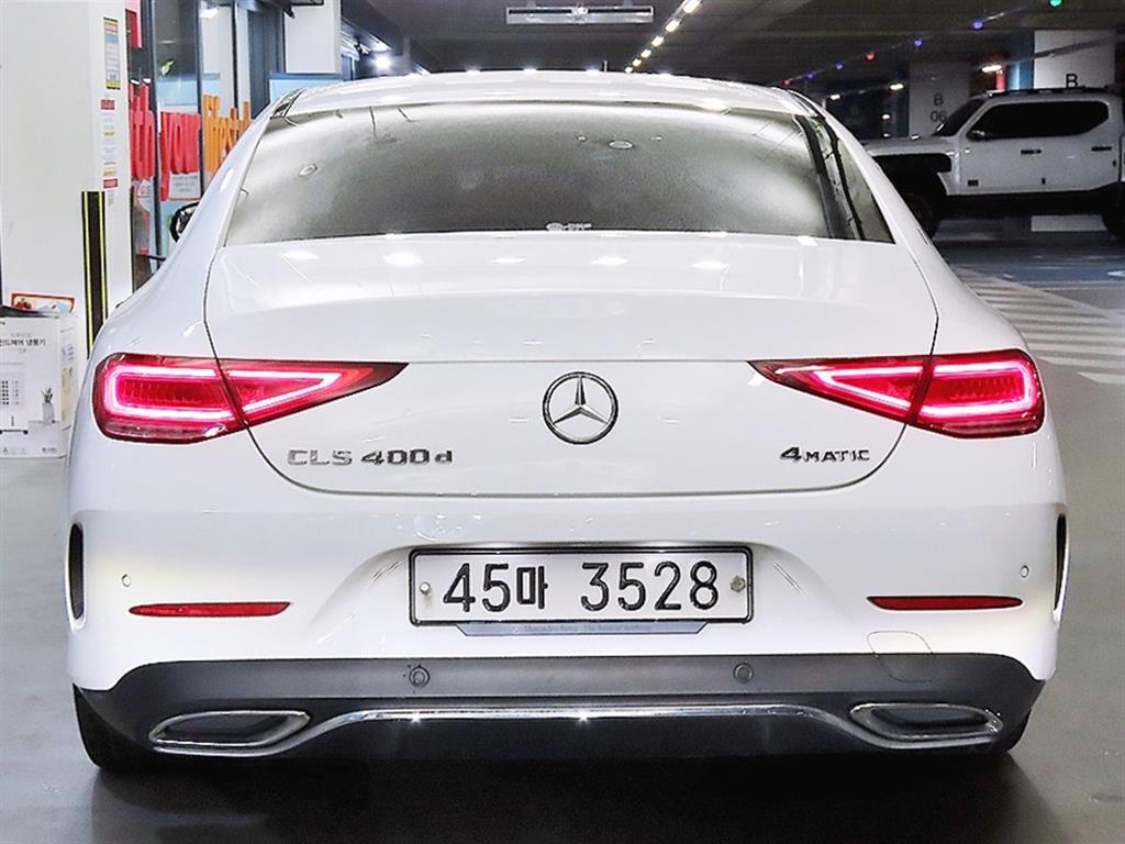 Mercedes Benz CLS Class - Vista 5