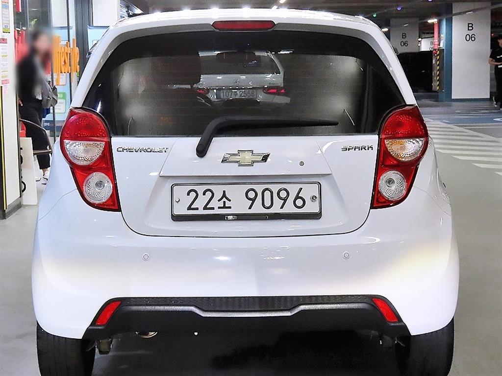 Chevrolet Spark - Vista 5