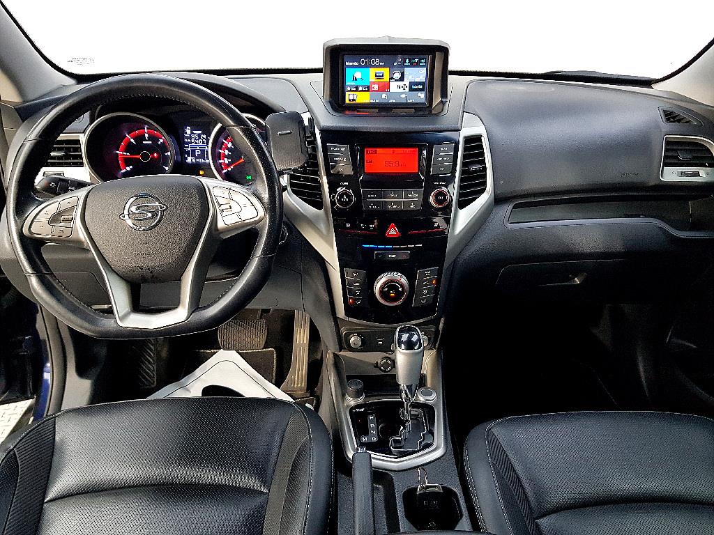 Ssangyong Tivoli - Vista 5