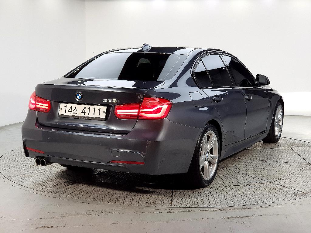 BMW 3 series - Vista 4