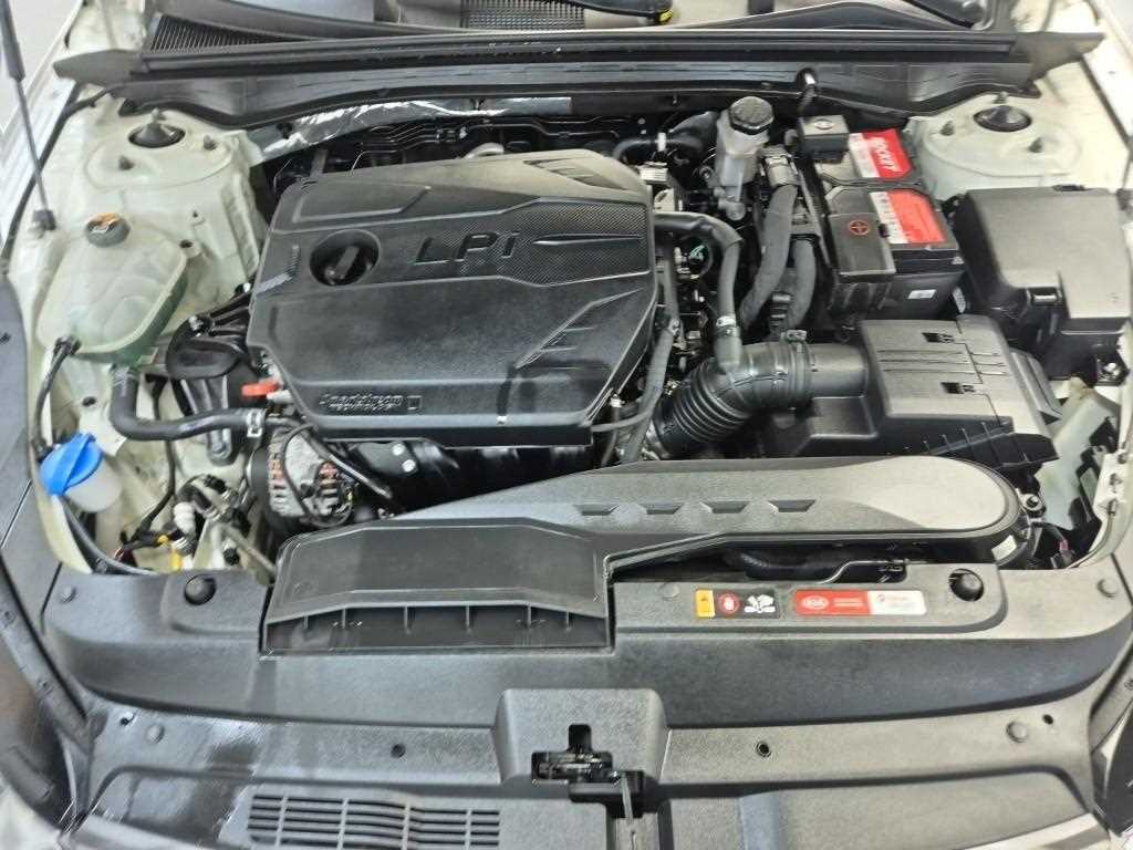 KIA K5 - Vista 5