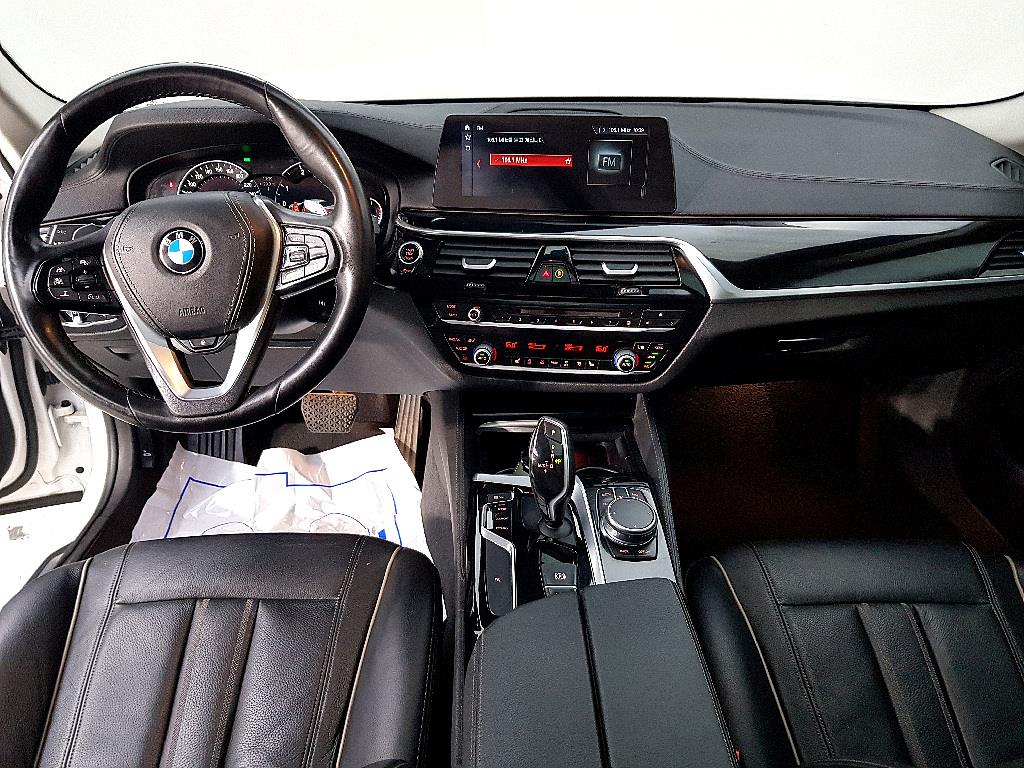 BMW 5 Series - Vista 5