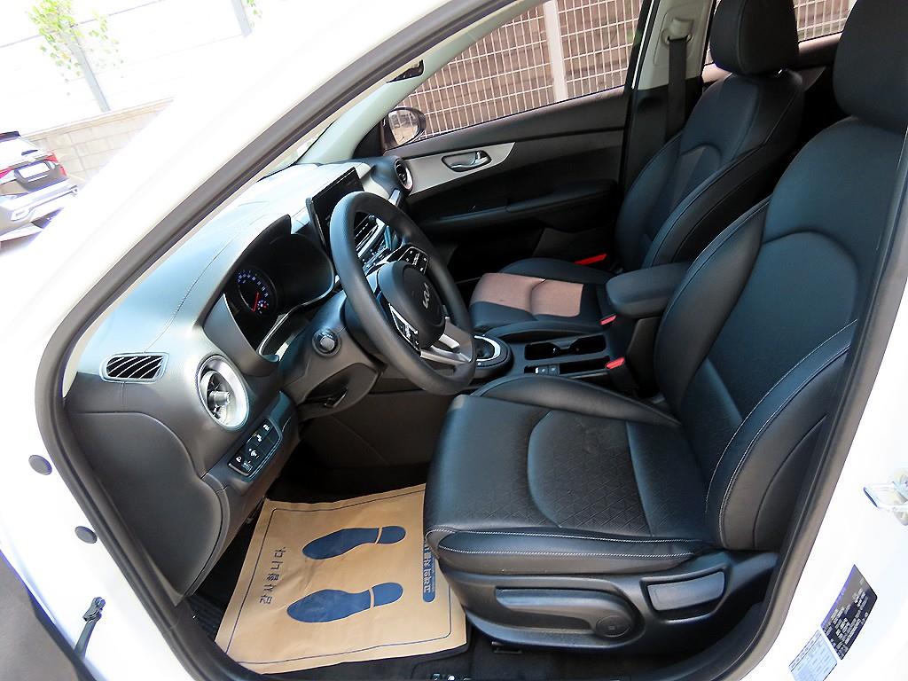 KIA K3 - Vista 5