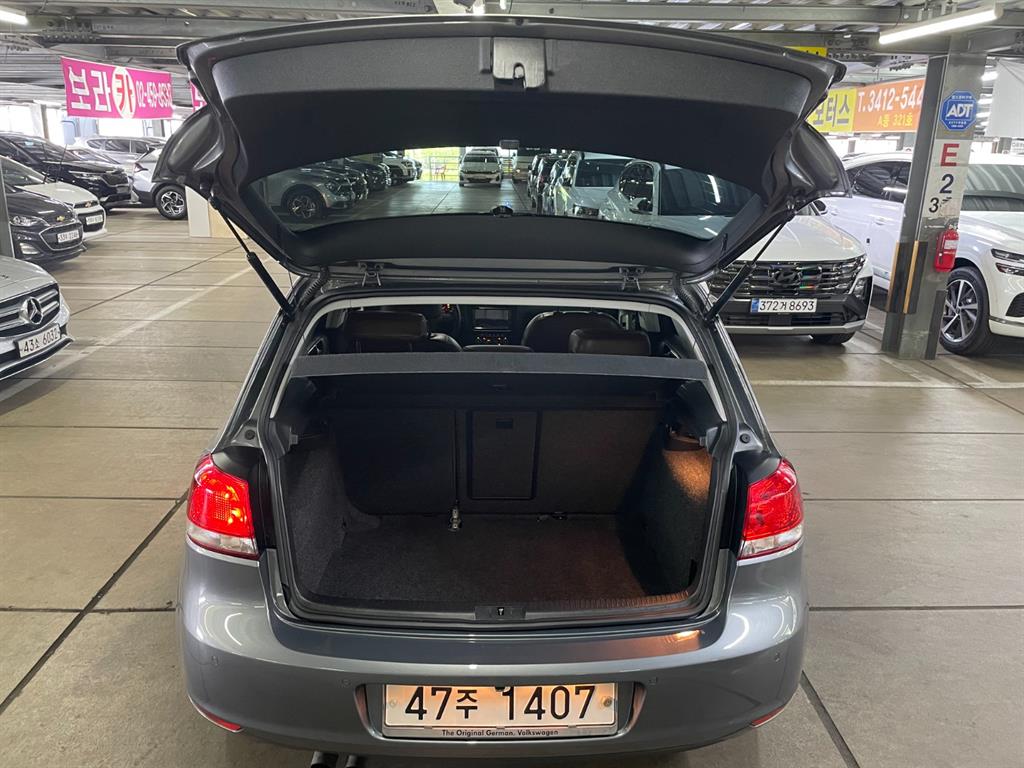 Volkswagen Golf - Vista 5