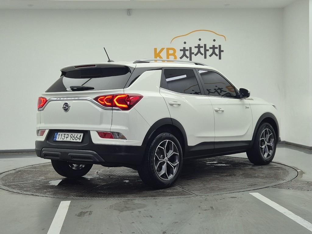 Ssangyong Korando - Vista 4