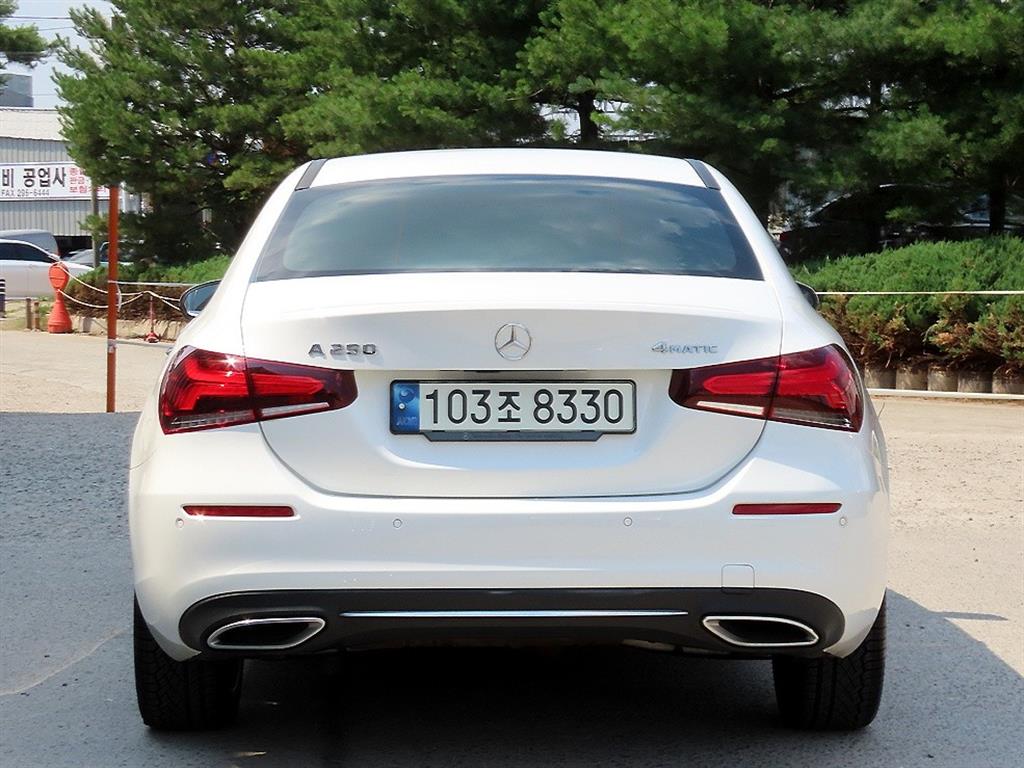 Mercedes Benz A Class - Vista 4