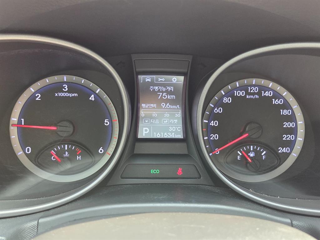 HYUNDAI Santa Fe - Vista 5