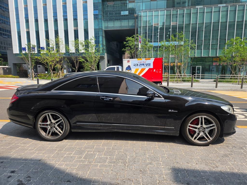 Mercedes Benz CL Class - Vista 5