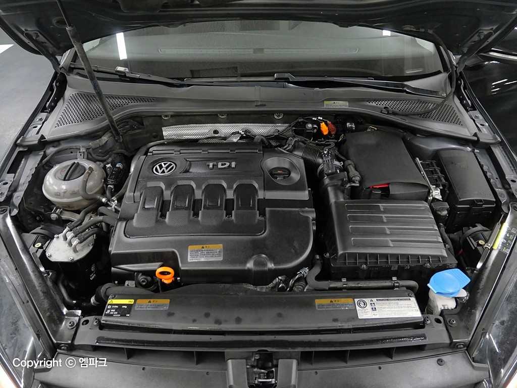 Volkswagen Golf - Vista 5
