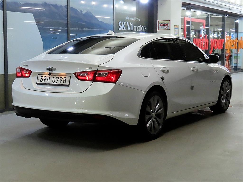 Chevrolet Malibu - Vista 4