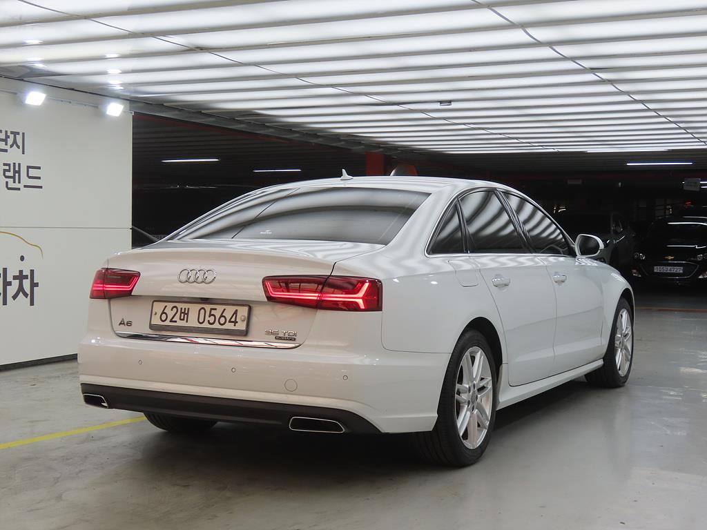 Audi A6 - Vista 4