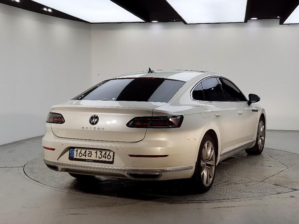 Volkswagen Arteon - Vista 4
