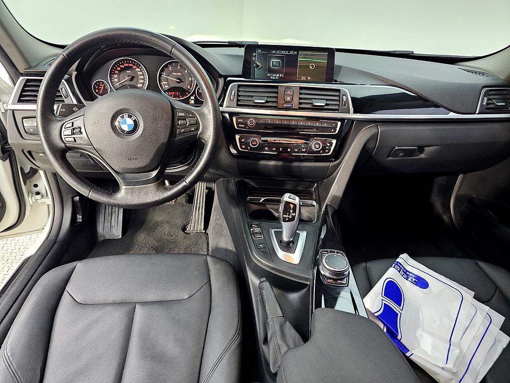 BMW 3 series - Vista 5