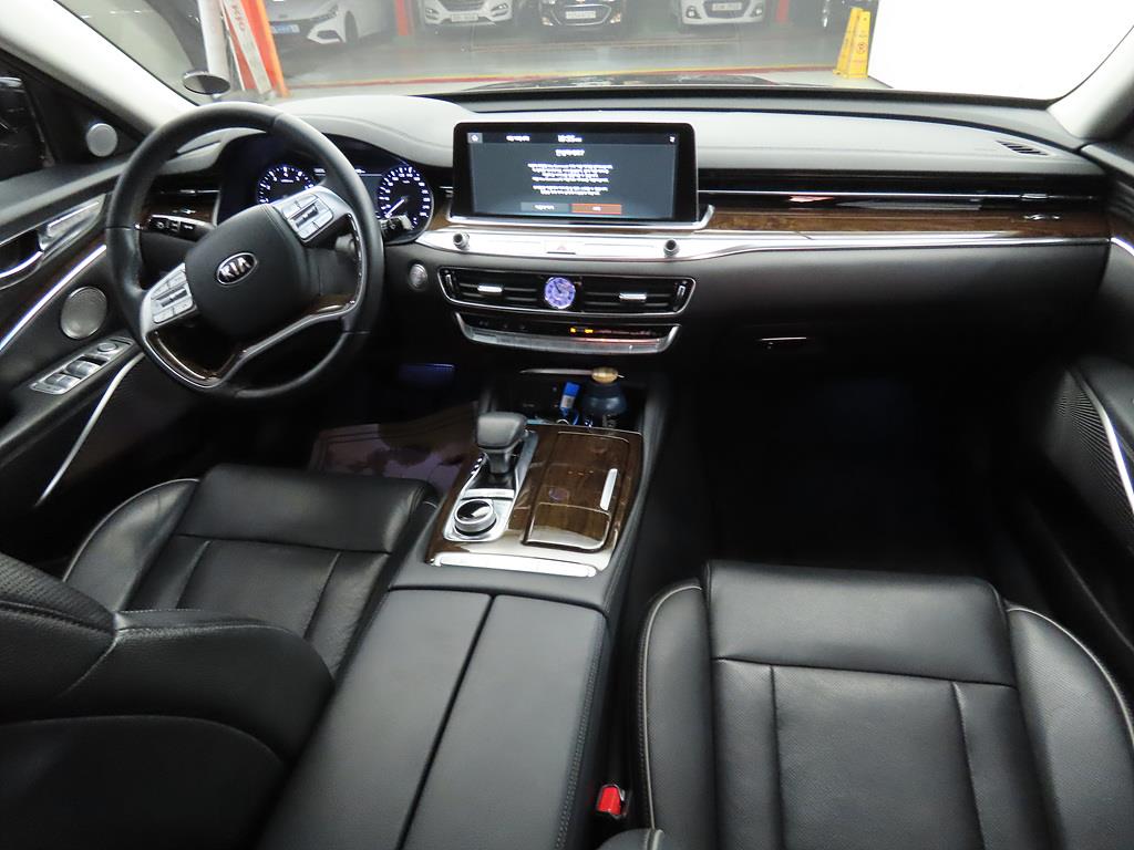 KIA K9 - Vista 5