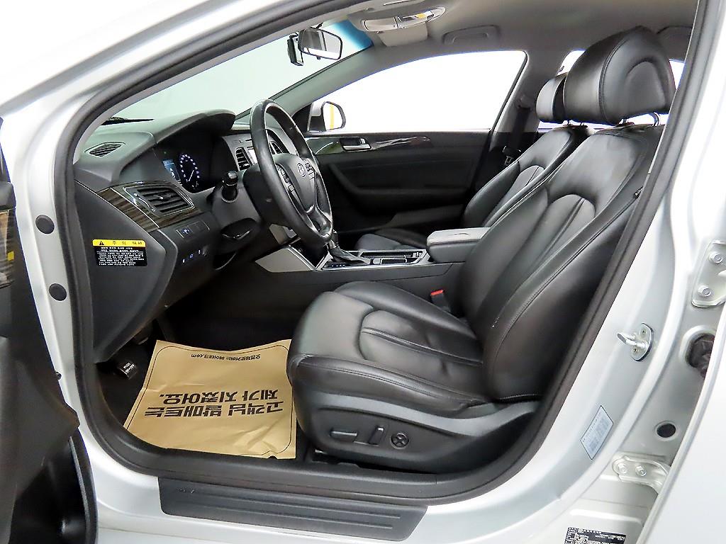 HYUNDAI Sonata - Vista 5