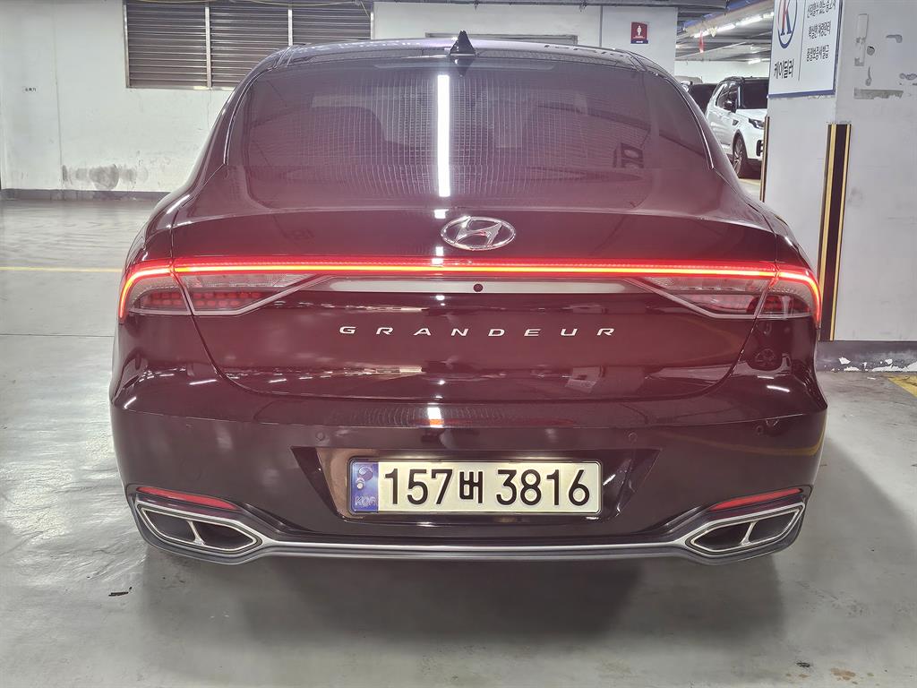 HYUNDAI Grandeur - Vista 4
