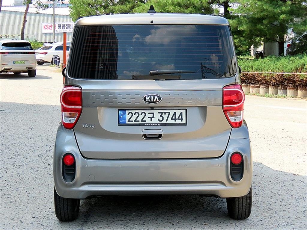 KIA Ray - Vista 4