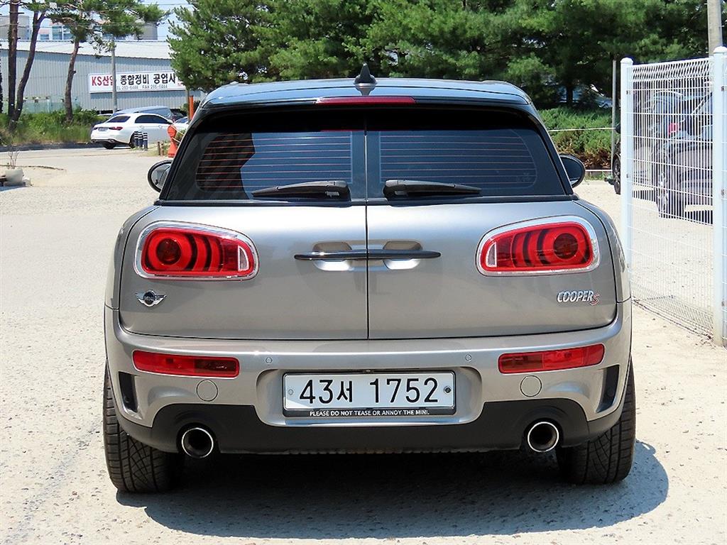 Mini Clubman - Vista 4