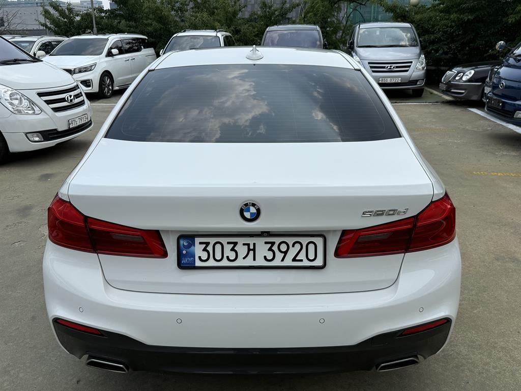 BMW 5 Series - Vista 4