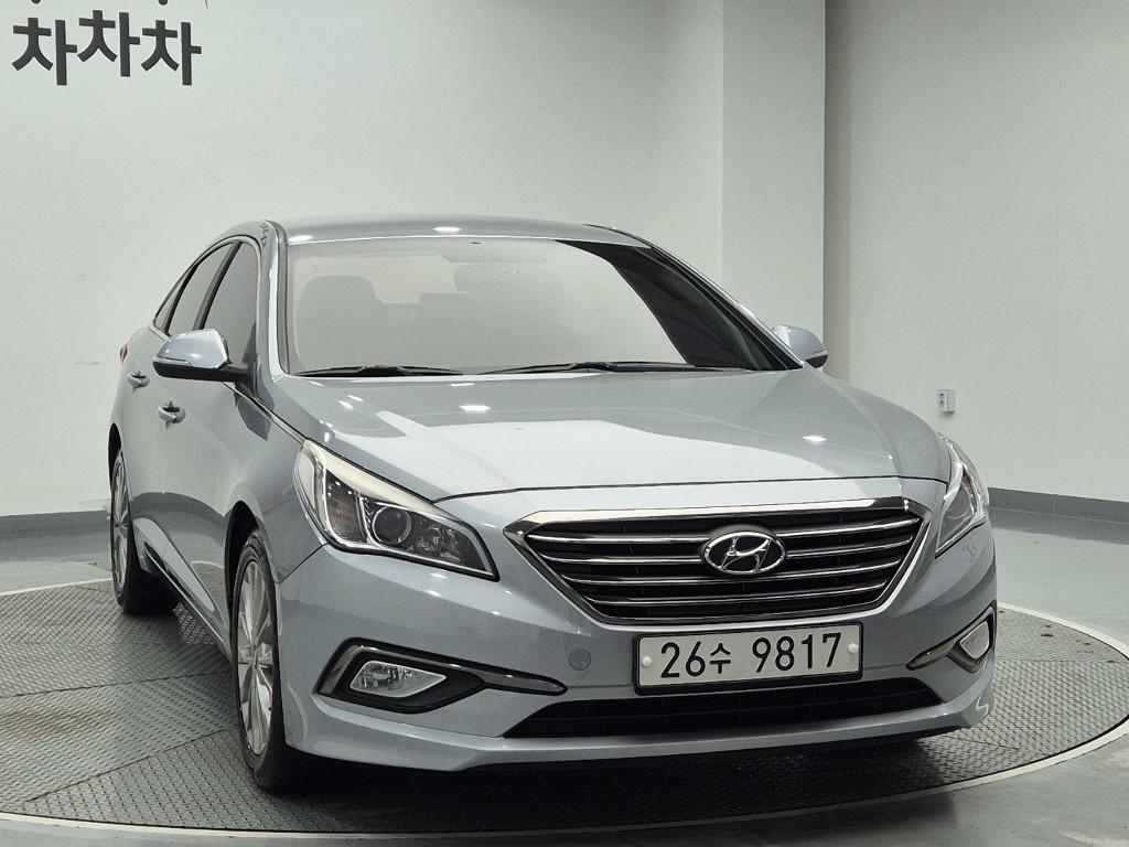 HYUNDAI Sonata - Vista 4