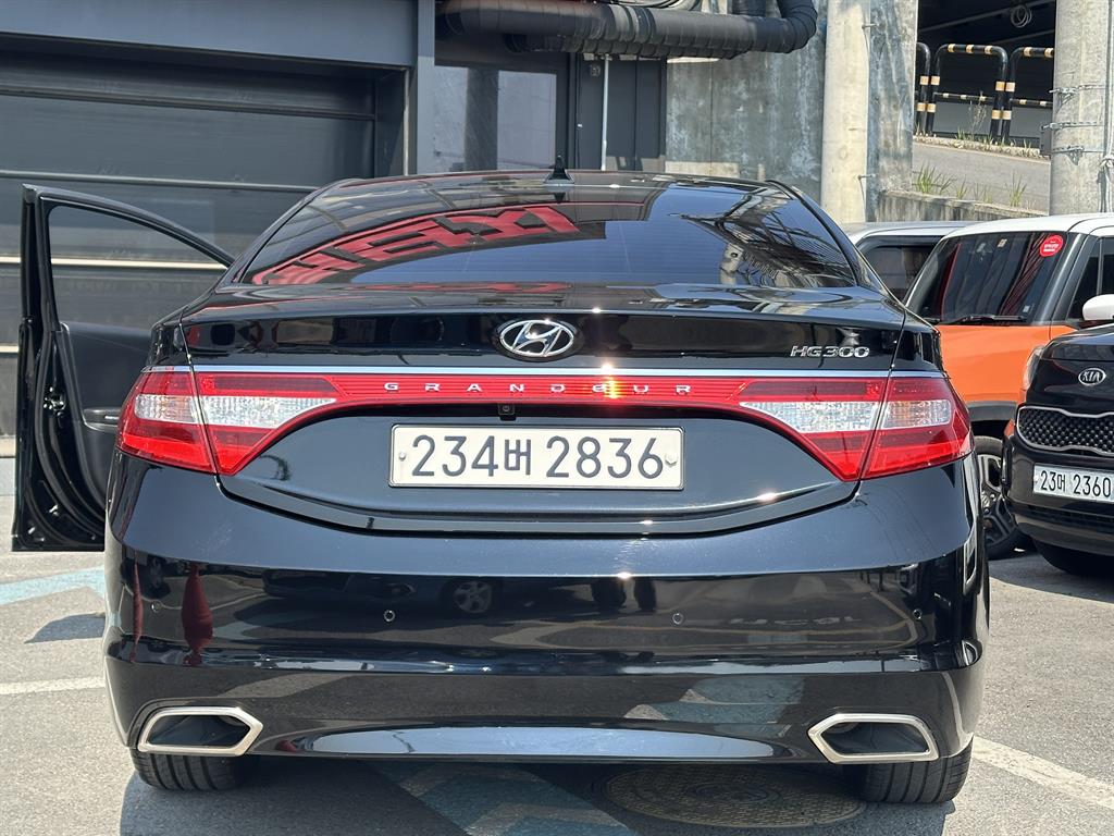HYUNDAI Grandeur - Vista 4