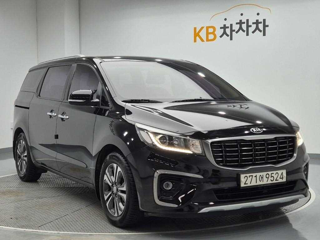 KIA Carnival - Vista 4
