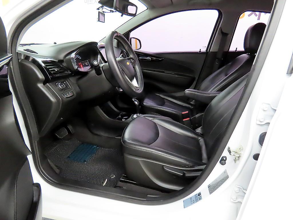 Chevrolet Spark - Vista 5