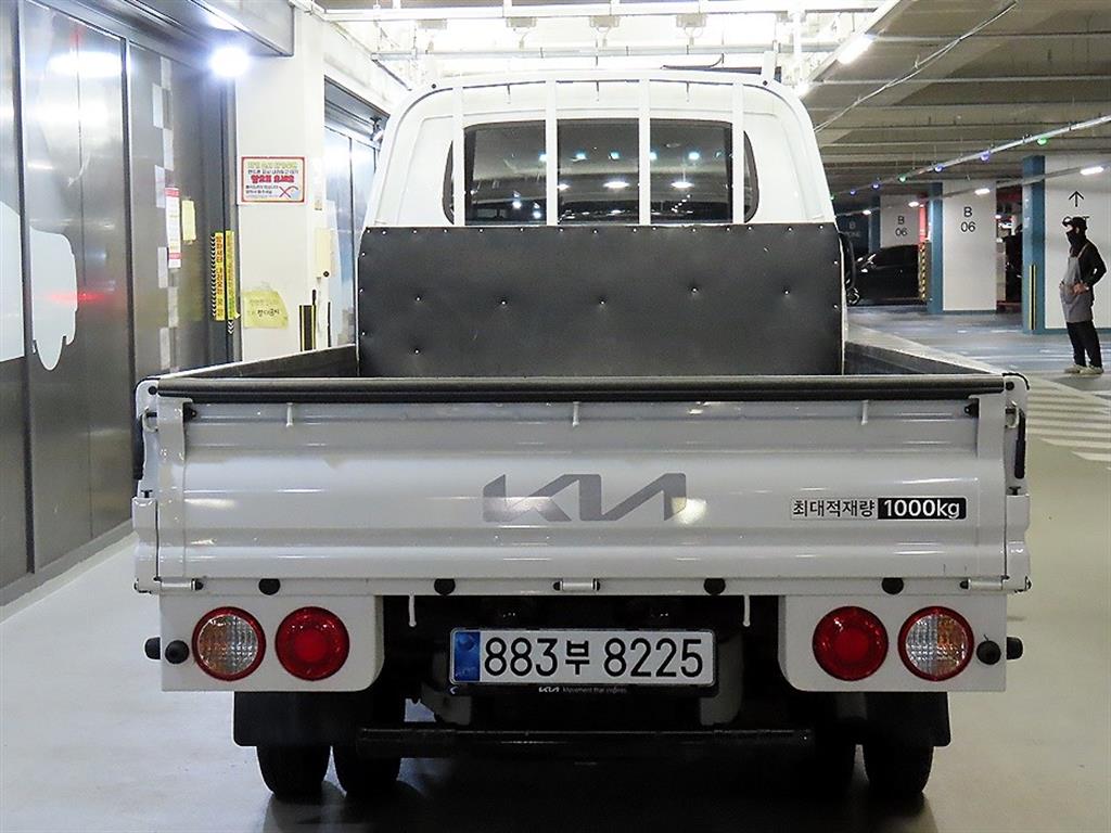 Small Truck Cargo (small) - Vista 5