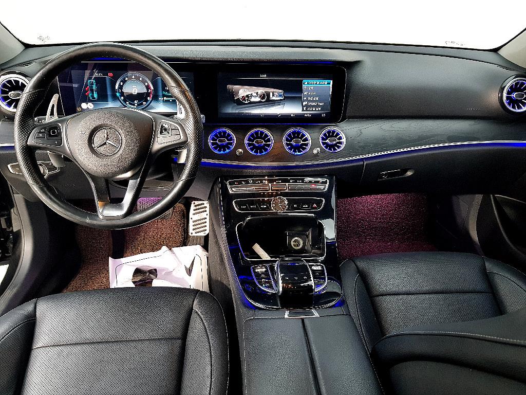 Mercedes Benz E class - Vista 5