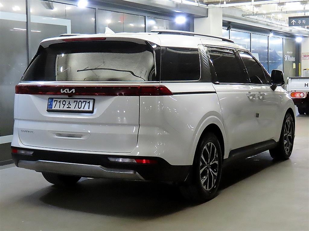 KIA Carnival - Vista 4