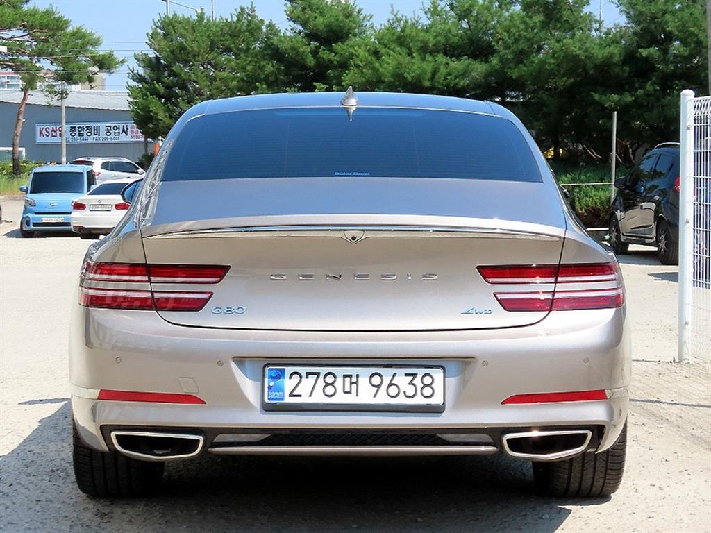 Genesis G80 - Vista 4