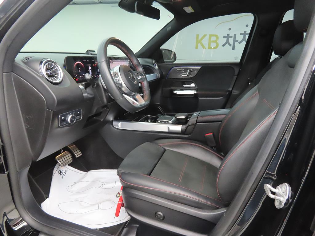 Mercedes Benz GLB Class - Vista 5