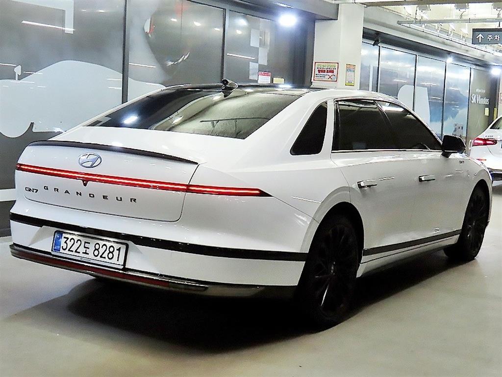 HYUNDAI Grandeur - Vista 4