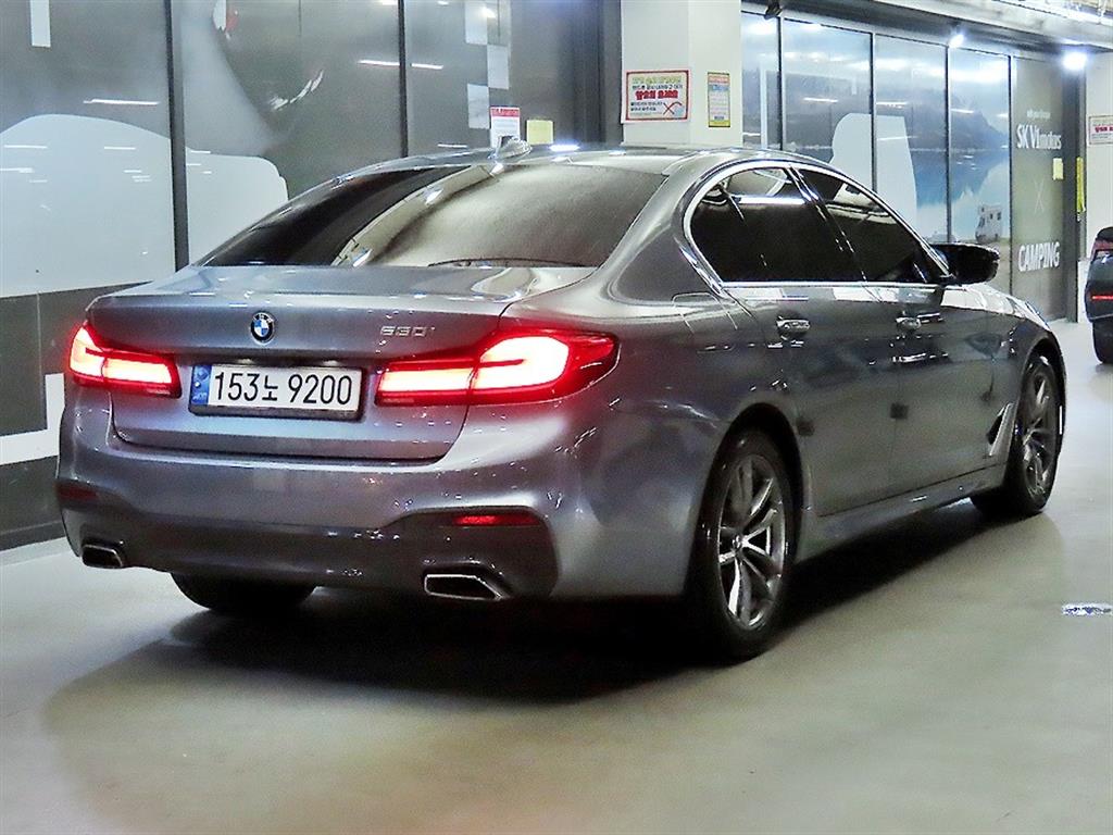 BMW 5 Series - Vista 4